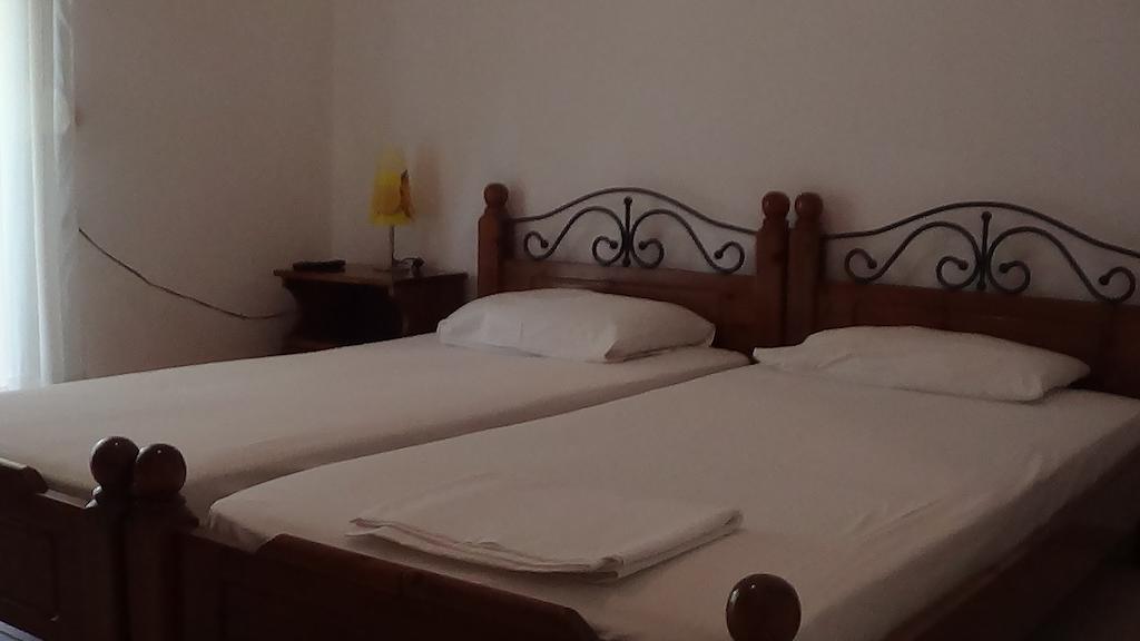 Mouroukis Rooms Loutra Edipsou (Evia) Quarto foto